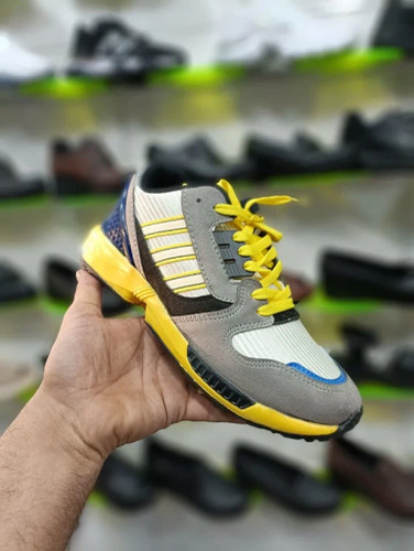 خرید اینترنتی کفش کتونی اسپرت مردانه