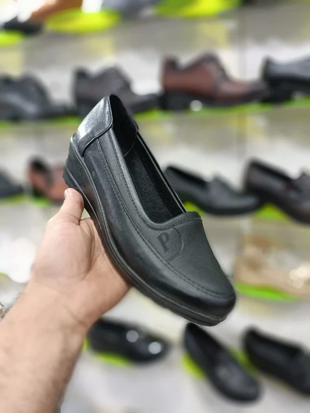 خرید اینترنتی کفش طبی زنانه