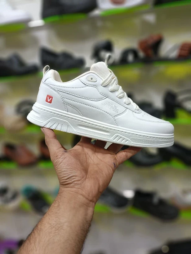 خرید اینترنتی کفش کتونی اسپرت مردانه