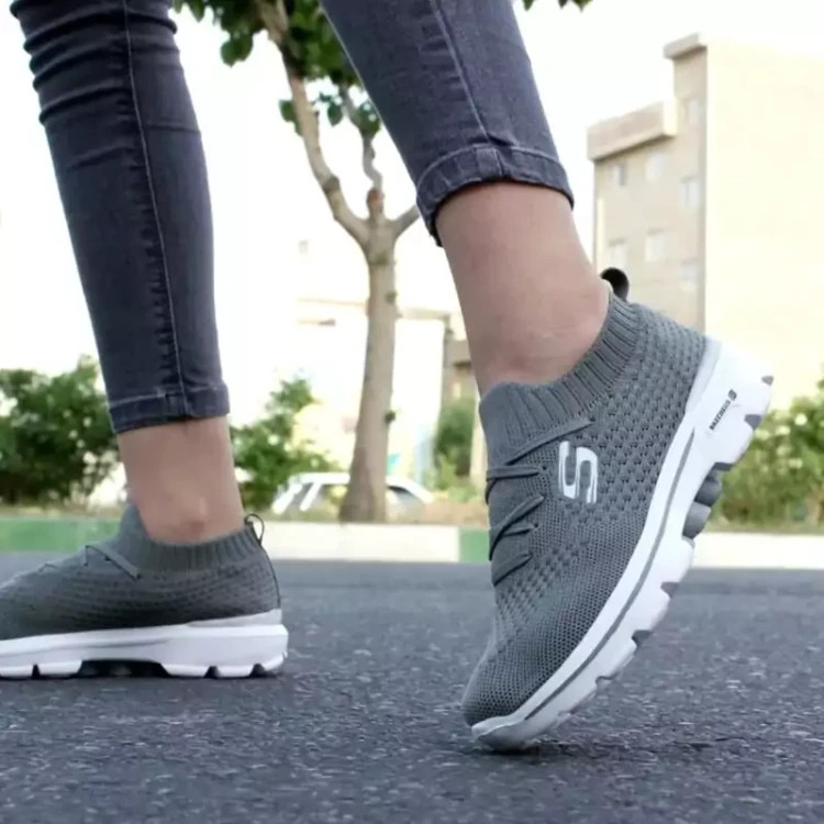 خرید اینترنتی کفش کتونی اسپرت زنانه