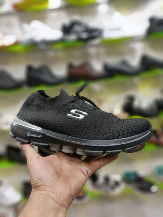 خرید اینترنتی کفش کتونی اسپرت بزرگپا مردانه