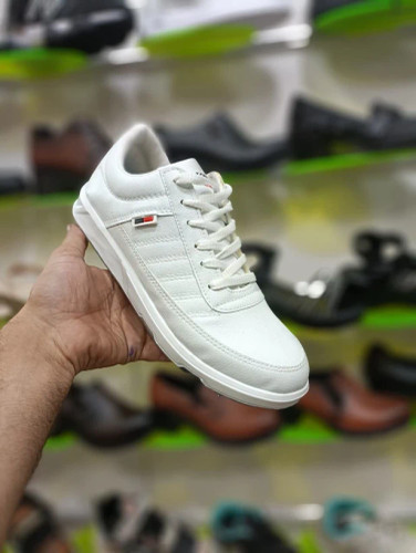 خرید اینترنتی کفش کتونی اسپرت بزرگ پا مردانه