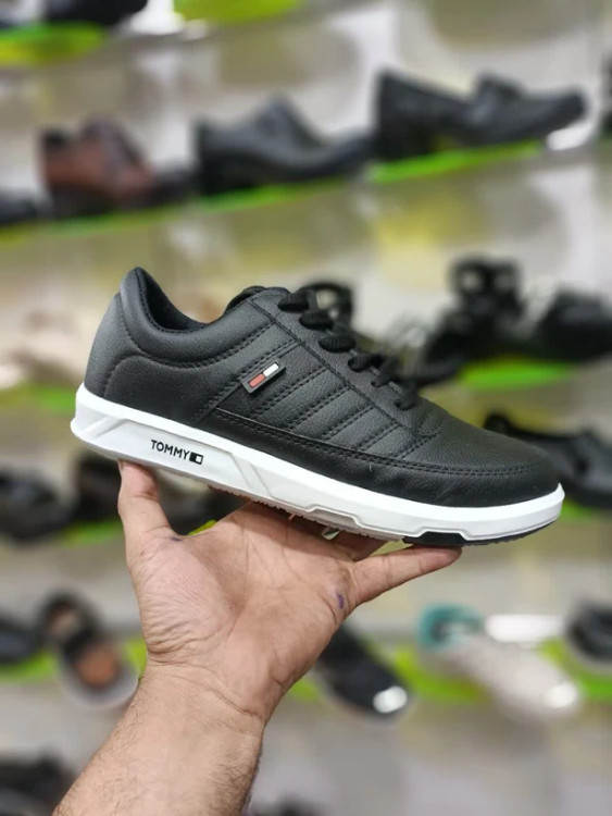 خرید اینترنتی کفش کتونی اسپرت بزرگپا مردانه