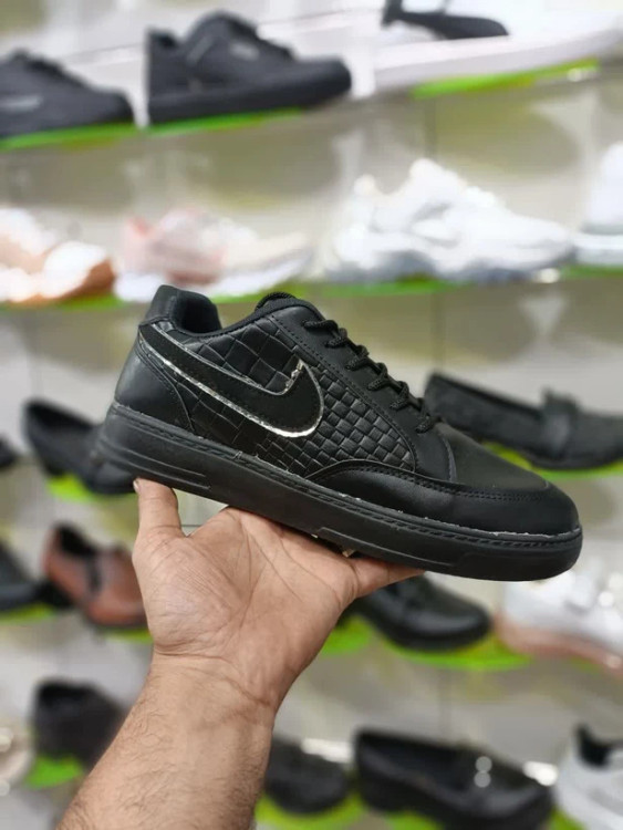 خرید اینترنتی کفش کتونی اسپرت ونس مردانه