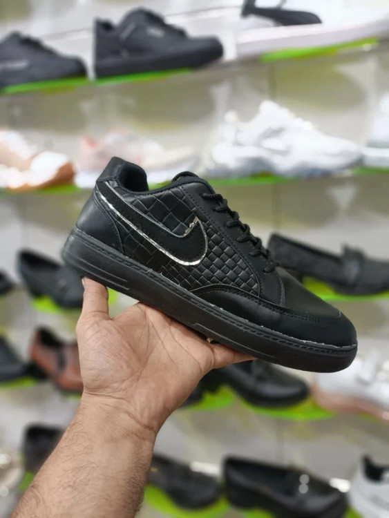 خرید اینترنتی کفش کتونی اسپرت ونس مردانه