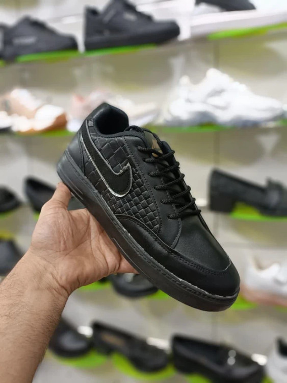 خرید اینترنتی کفش کتونی اسپرت ونس مردانه