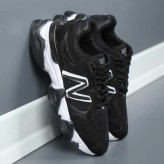 خرید اینترنتی کفش کتونی اسپرت زنانه