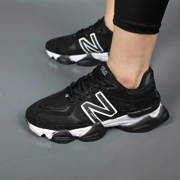 خرید اینترنتی کفش کتونی اسپرت زنانه