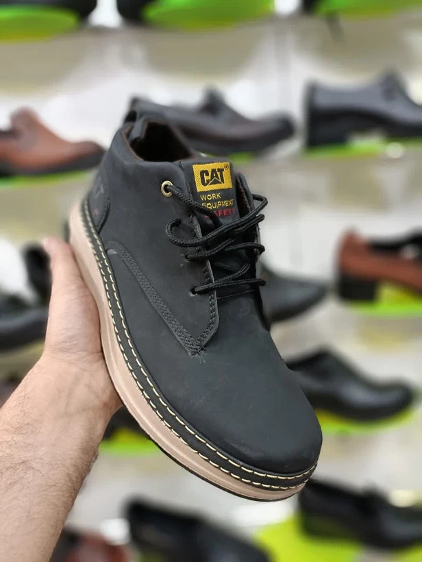 خرید اینترنتی کفش نیم بوت مردانه