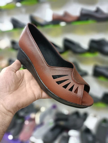 خرید اینترنتی صندل جلو باز زنانه