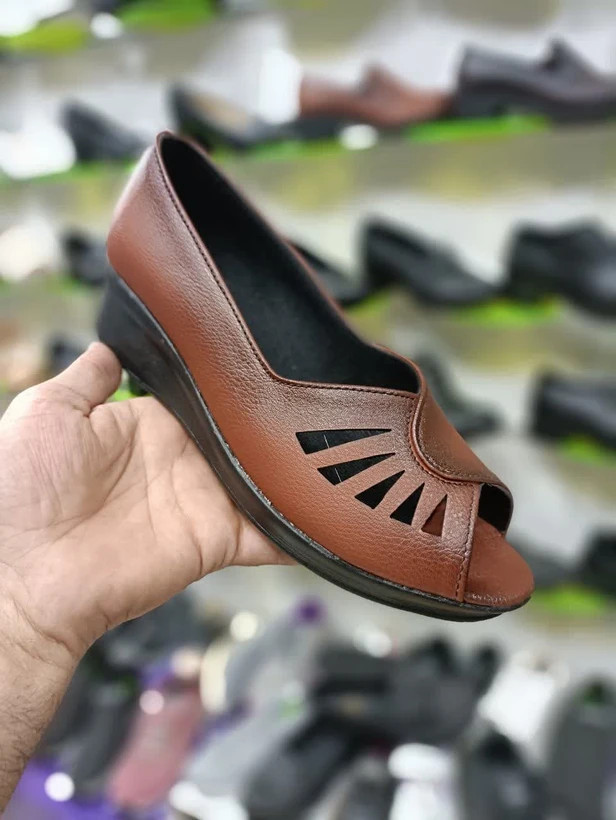 خرید اینترنتی صندل جلو باز زنانه