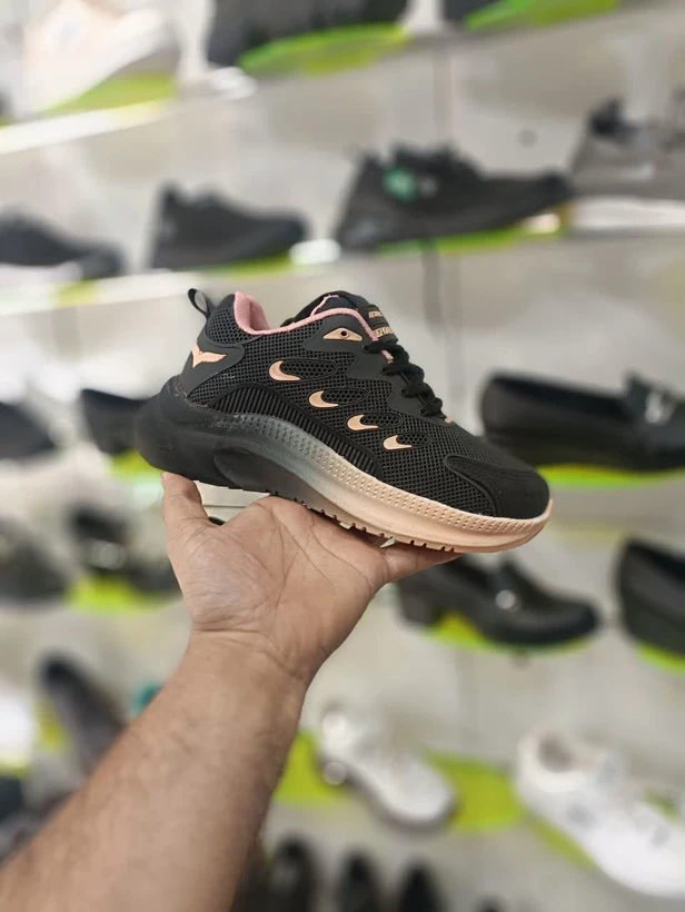 خرید اینترنتی کفش کتونی اسپرت زنانه