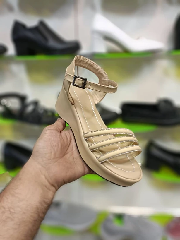 خرید اینترنتی صندل زنانه