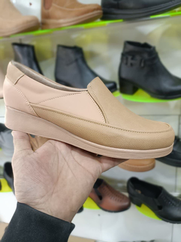 کفش طبی زنانه کرمی+ کیفیت تضمینی کد2092